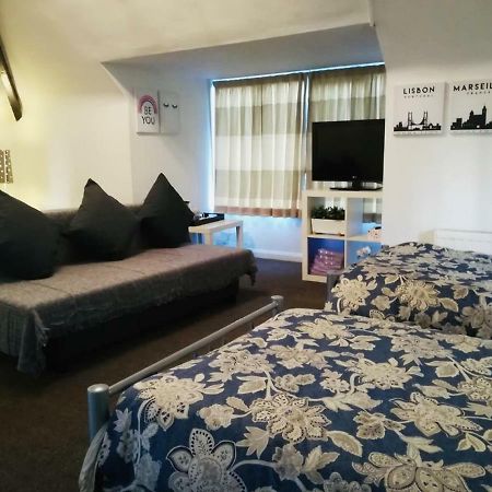 Highcroft Guest House Coventry Zewnętrze zdjęcie
