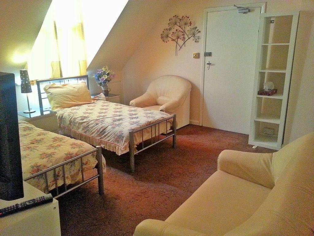 Highcroft Guest House Coventry Zewnętrze zdjęcie