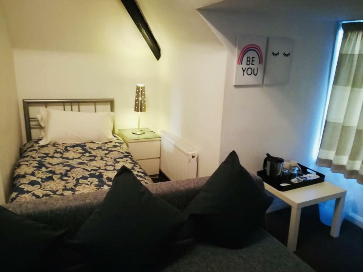 Highcroft Guest House Coventry Zewnętrze zdjęcie